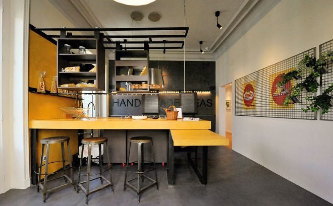 1751075564 547 prateleira estilo industrial para cozinha Prateleira-estilo-industrial-para-cozinha