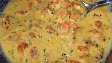 Estrogonofe de Camarão com Requeijão