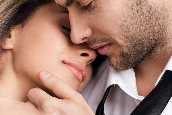6 Gestos que deixam os homens loucos por qualquer mulher 6 Gestos que deixam os homens loucos por qualquer mulher e