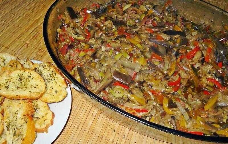 Antepasto de berinjela no forno fica extremamente delicioso Antepasto de berinjela no forno d