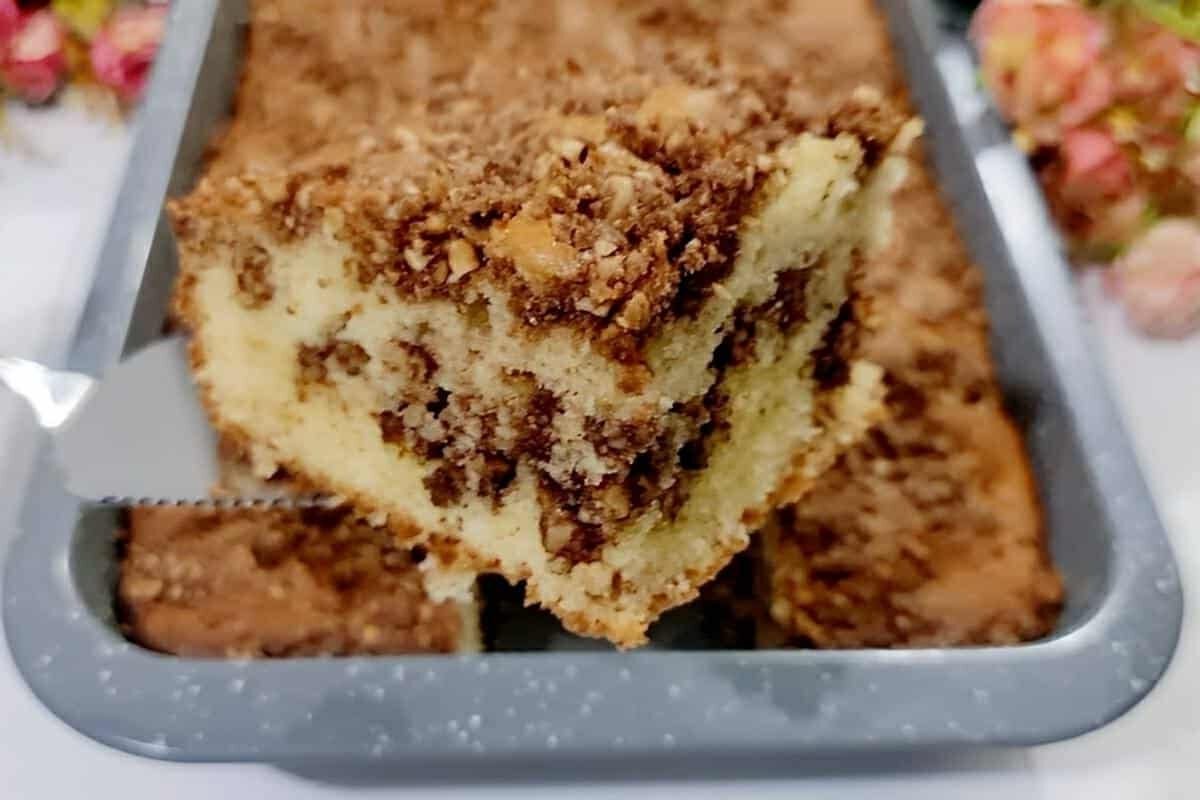 Bolo de festa junina com amendoim e chocolate muito saboroso e fácil de fazer