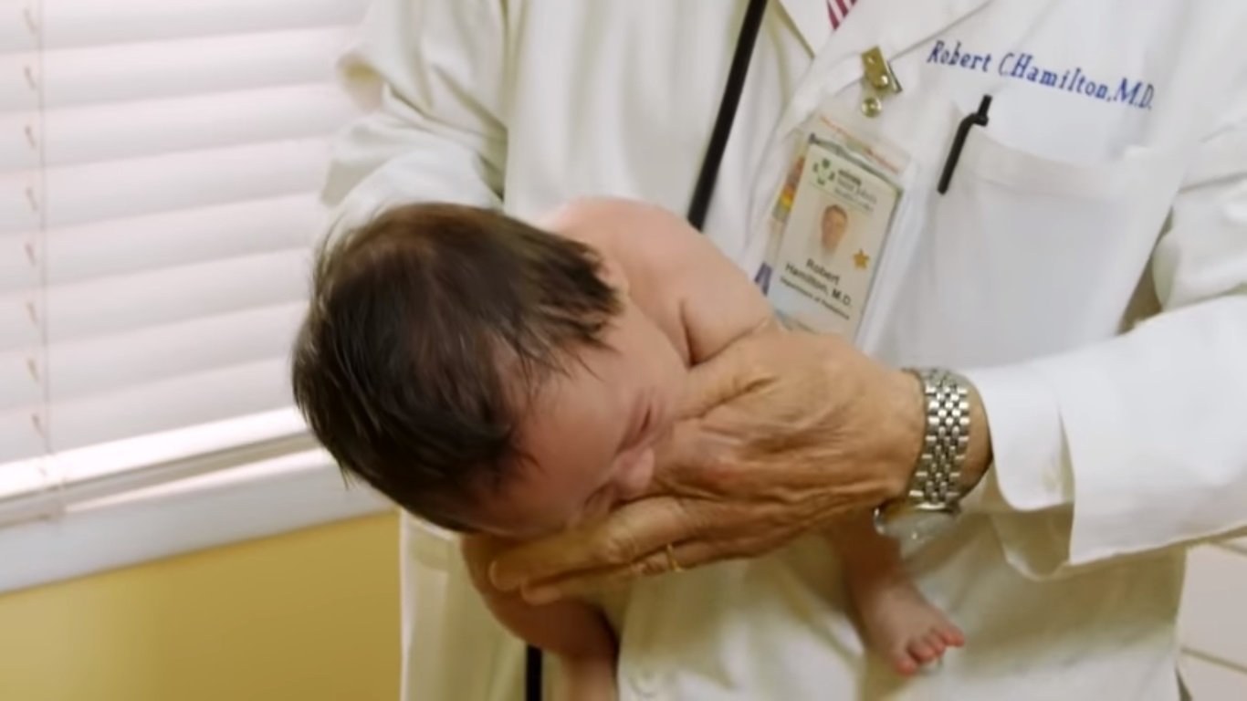 Como fazer o bebe parar de chorar em poucos segundos