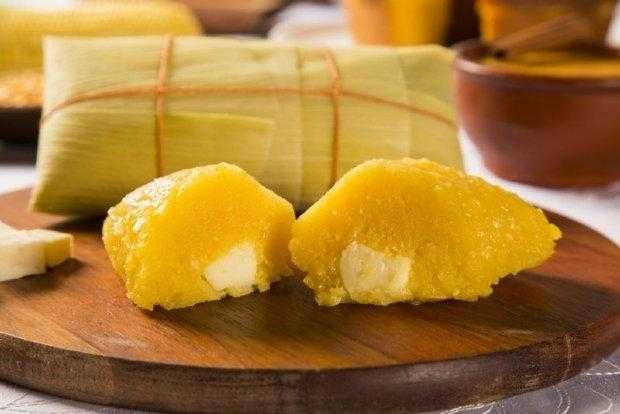 Como fazerPamonha Recheada com Queijo Como fazerPamonha Recheada com Queijo