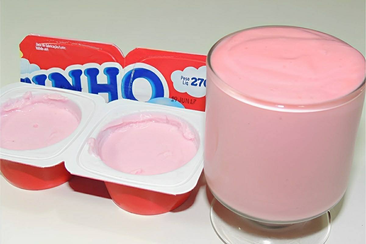 Danoninho caseiro de 4 ingredientes cremoso facil e delicioso Danoninho caseiro de 3 ingredientes cremoso delicioso e fácil de fazer