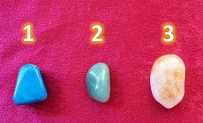 Escolha um cristal e descubra o que ele revela sobre