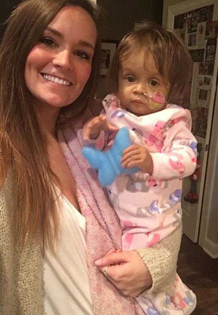 baba2 - Garota de 22 anos foi contratada para cuidar desse bebê durante 3 semanas