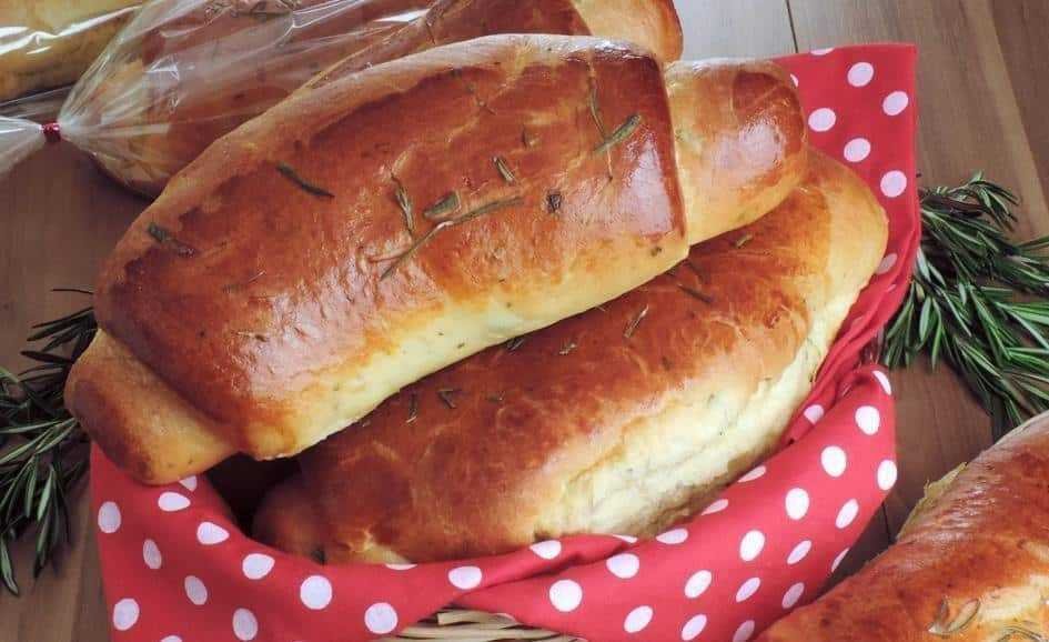 Pao caseiro com ervas para saborear em todos os momentos Pão caseiro com ervas