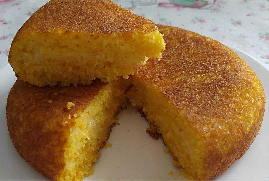Pao de cuscuz na frigideira leve delicioso e fica pronto pão de cuscuz de frigideira