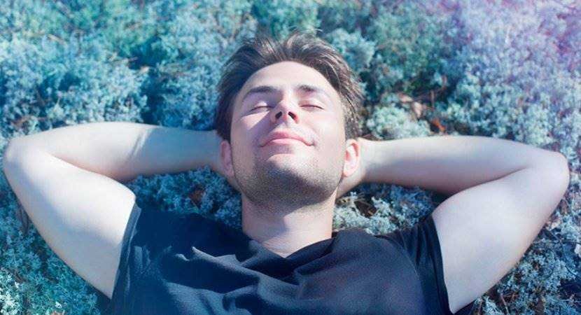 Pessoas que gostam de estar sozinhas possuem estes 6 traços especiais! VEJA!