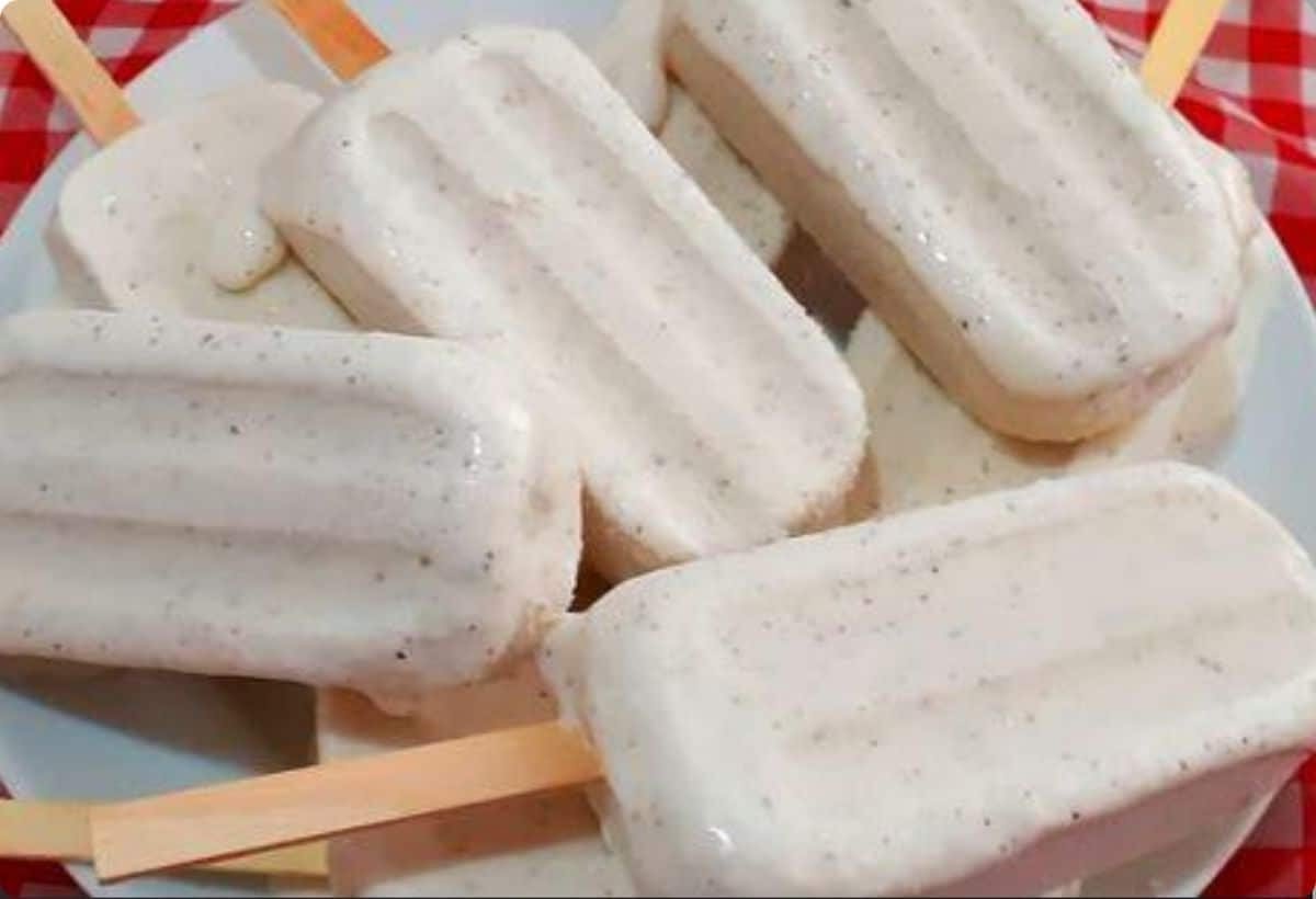 Picole Cremoso de Coco A Receita que Vai Te Picolé Cremoso de Coco: A Receita que Vai Te Deixar Refrescada e Satisfeita!