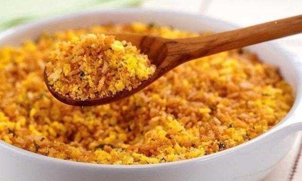 Receita de farofa crocante de arroz frito e ervas Receita de farofa crocante de arroz frito e ervas
