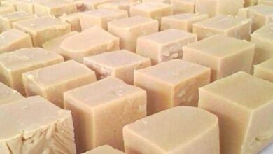 Sabão caseiro com óleo de cozinha usado (muito fácil)