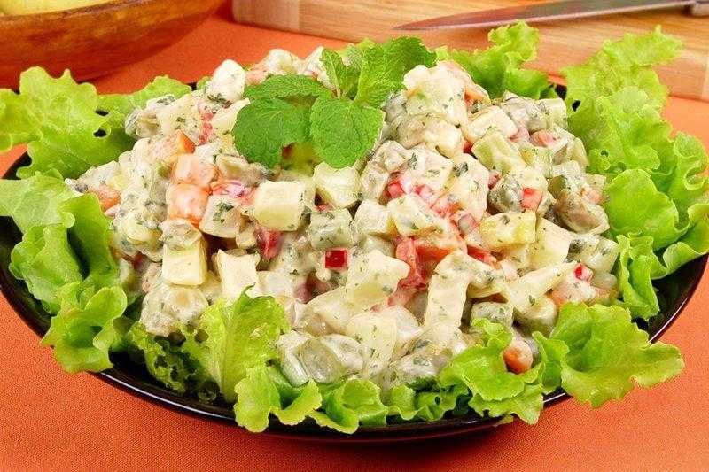 Salada de maionese com creme de leite