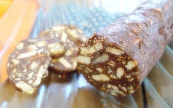 Salame de Chocolate Quem diria que e tao facil de Salame de Chocolate! Quem diria que é tão fácil de fazer!