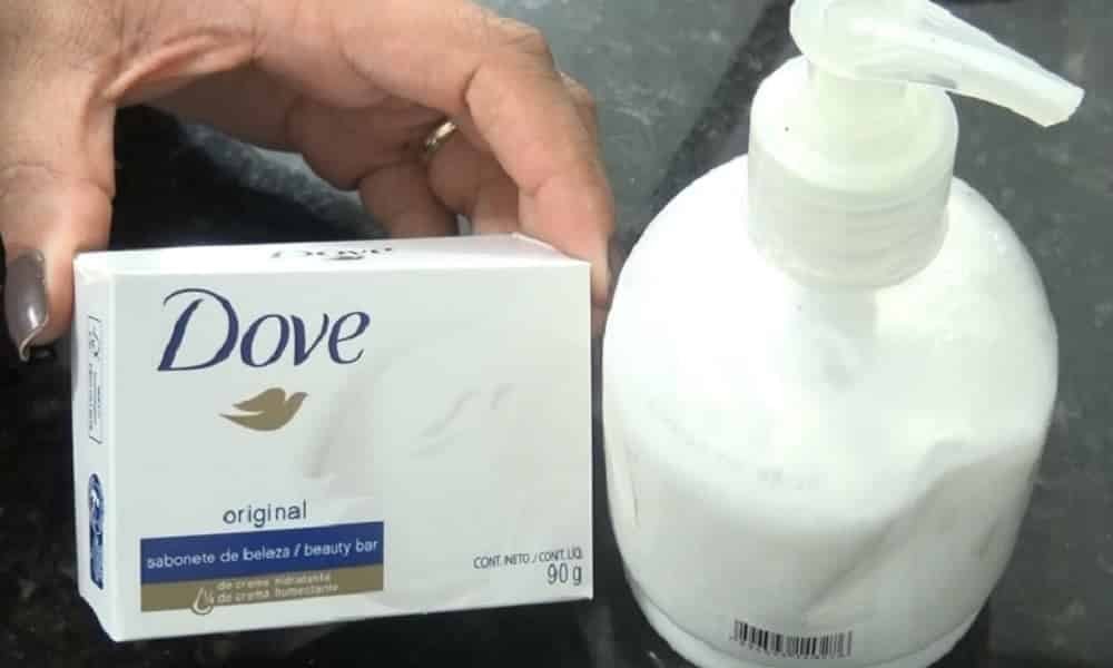 Shampoo caseiro de sabonete Dove 