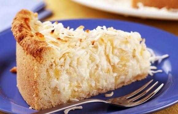 Torta cremosa de coco deliciosa