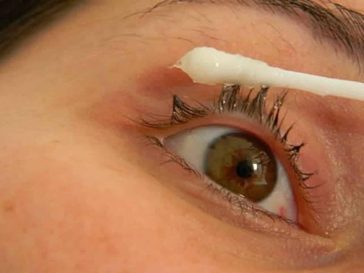 Tratamento caseiro para aumentar o tamanho dos cilios Tratamento caseiro para aumentar o tamanho dos cílios