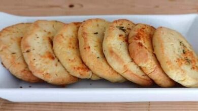 biscoitos de queijo parmesao facil Biscoitos de queijo parmesão fácil