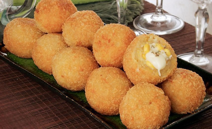 bolinho de milho com queijo (1)