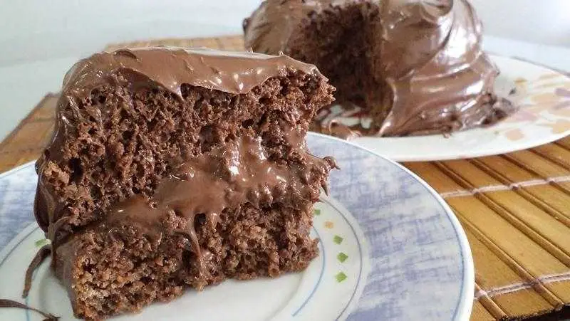 bolo de iogurte chocolate e avela Bolo de iogurte, chocolate e avelã 4
