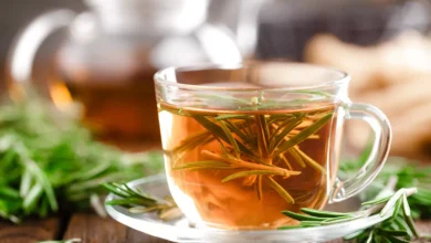 cha de alecrim contra artrose e a melhor solucao caseira.webp Chá de alecrim contra artrose é a melhor solução caseira