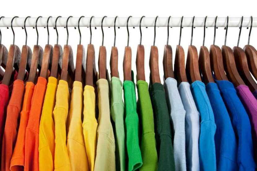 Como evitar o cheiro de mofo nos armários