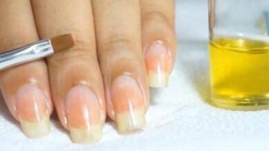 Conheça o truque do azeite morno para ter unhas MUITO mais fortes!