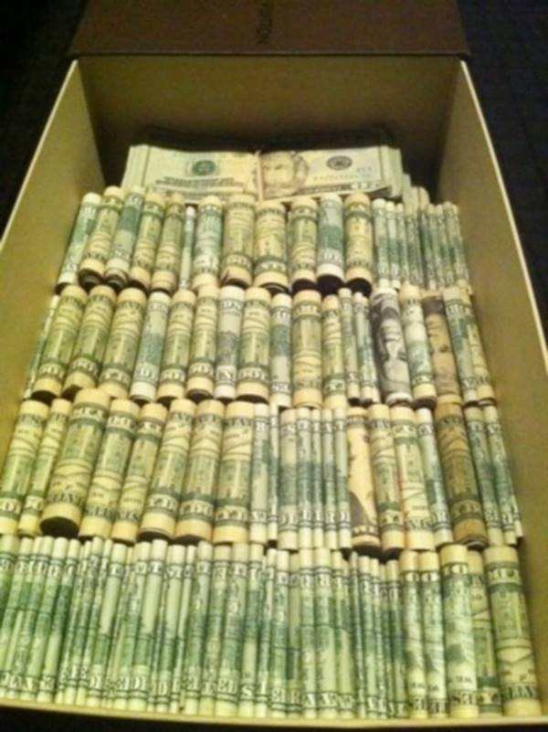 Ele queria ser enterrado com seu dinheiro. Mas o que a esposa fez foi genial 3