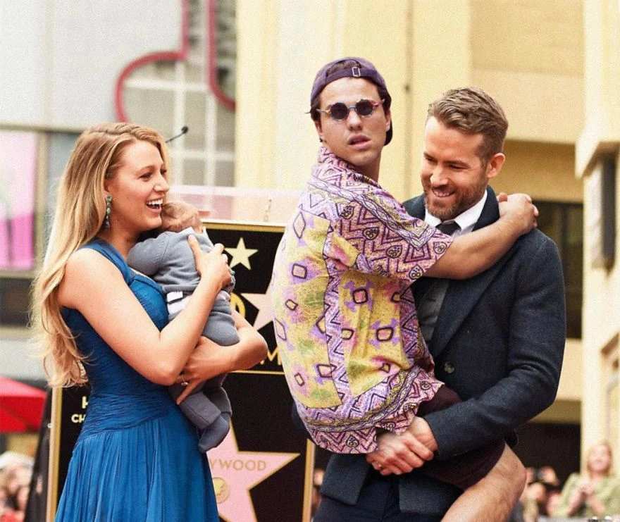 homem se edita em várias fotos de celebridades e o resultado é hilário