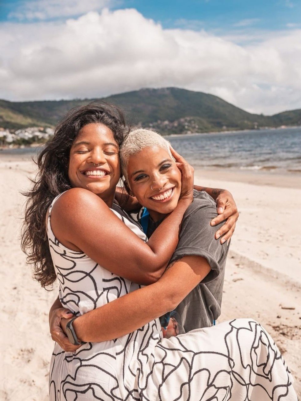 Mariana Marins, irmã de Juliana, se despede da irmã em post nas redes sociais — Foto: Reprodução/Redes sociais