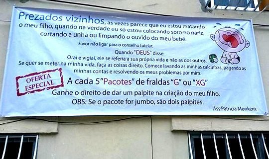 mãe não aguentava mais vizinhos opinando na criação dos filhos então fez isso