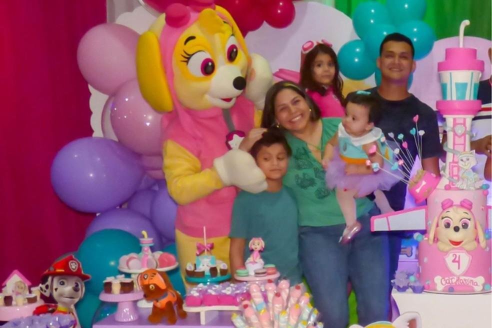 Menino de 9 anos salva irm aps engasgo em Manaus Foto Divulgao