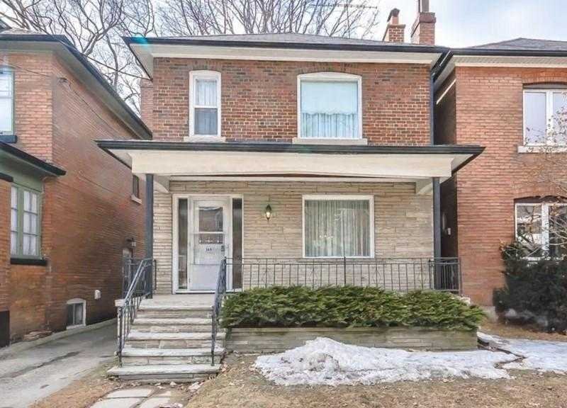 O interior dessa casa de 72 anos não mudou nada desde sua construção