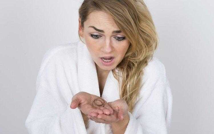 Quando a queda de cabelo se torna motivo para preocupação