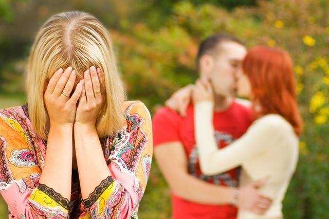 sinais que voce esta sendo traido e nao quer ver Sinais que você está sendo traído e não quer ver