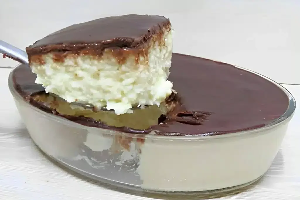 sobremesa gelado de coco cremoso facil de preparar e muito.webp Click Bolso Receitas