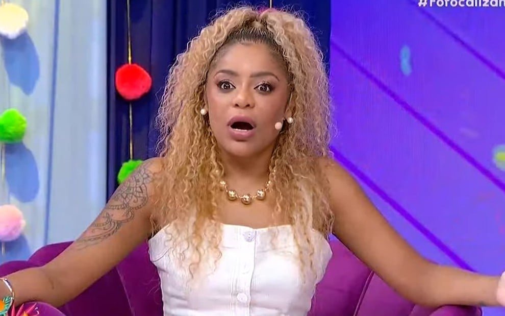 Cariúcha é apresentadora do 'Fofocalizando' - Foto: Reprodução 