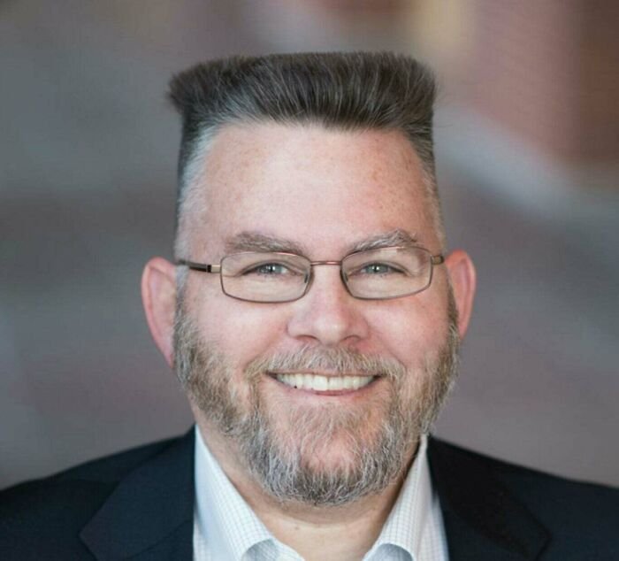 1620962447 842 20 dos penteados e cortes de cabelo mais bizarros do