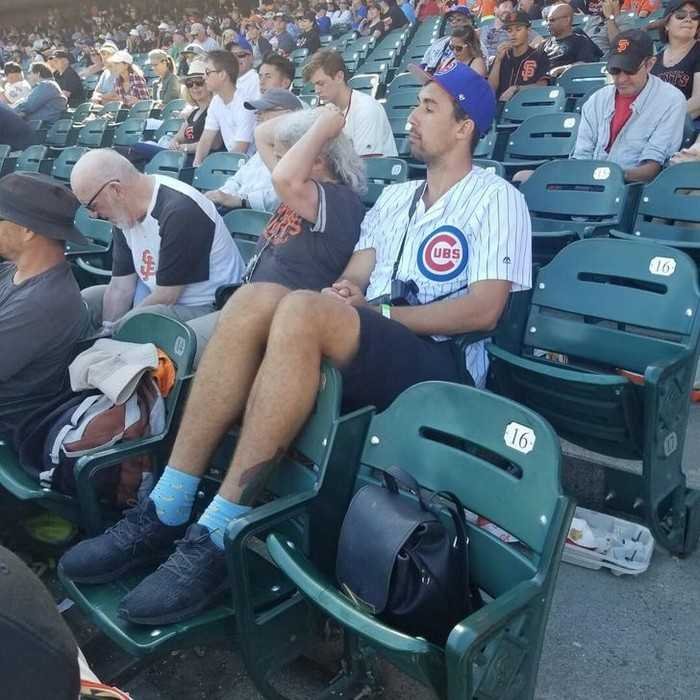 1626020169 968 19 Situacoes que fizeram pessoas muito altas se sentirem gigantes