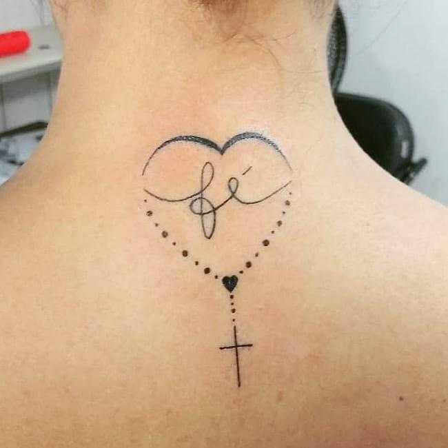 1587174784 916 Tatuagem na nuca 35 inspiracoes para voce escolher