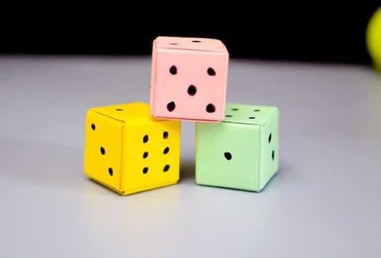 1751423285 730 como fazer um dado Dados de papel