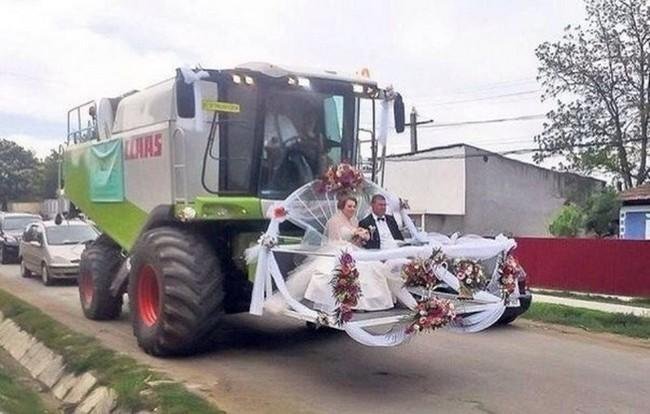 1751423905 950 15 fotos de casamento que chamaram a atencao pela esquisitice fotos-casamento-inexplicaveis-4