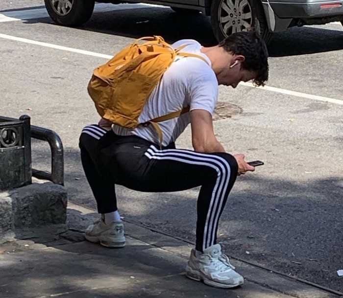 1751477168 190 22 vezes em que as pessoas foram vistas em publico 1623720648 987 22 Vezes em que as pessoas foram vistas em publico
