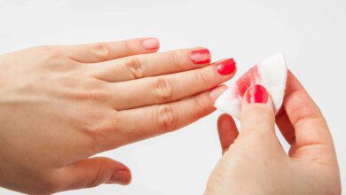 6 Dicas para remover esmalte com maior facilidade e rapidez