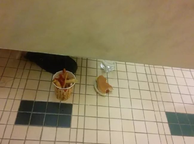 1652573986 785 16 Vezes em que ir ao banheiro pode parecer uma