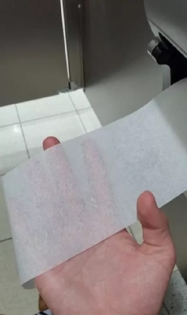 1652573988 828 16 Vezes em que ir ao banheiro pode parecer uma