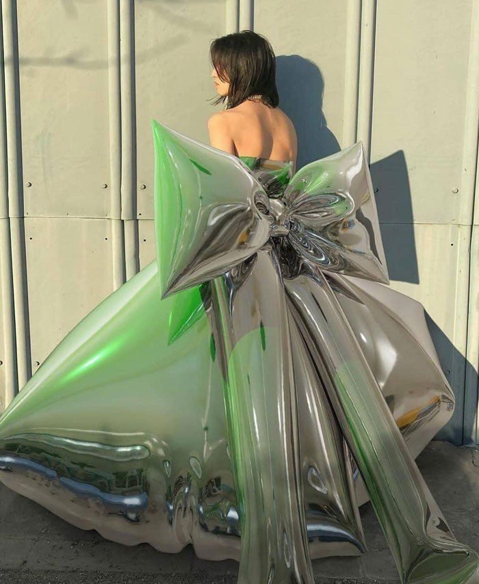 1646880886 999 20 Vestidos de gostos um tanto duvidosos que viraram piada