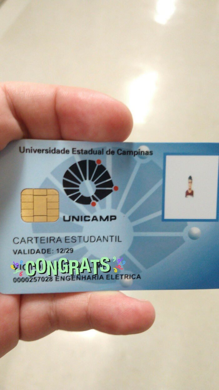 1654117829 682 22 Pessoas hilarias que levaram suas fotos de identidade a