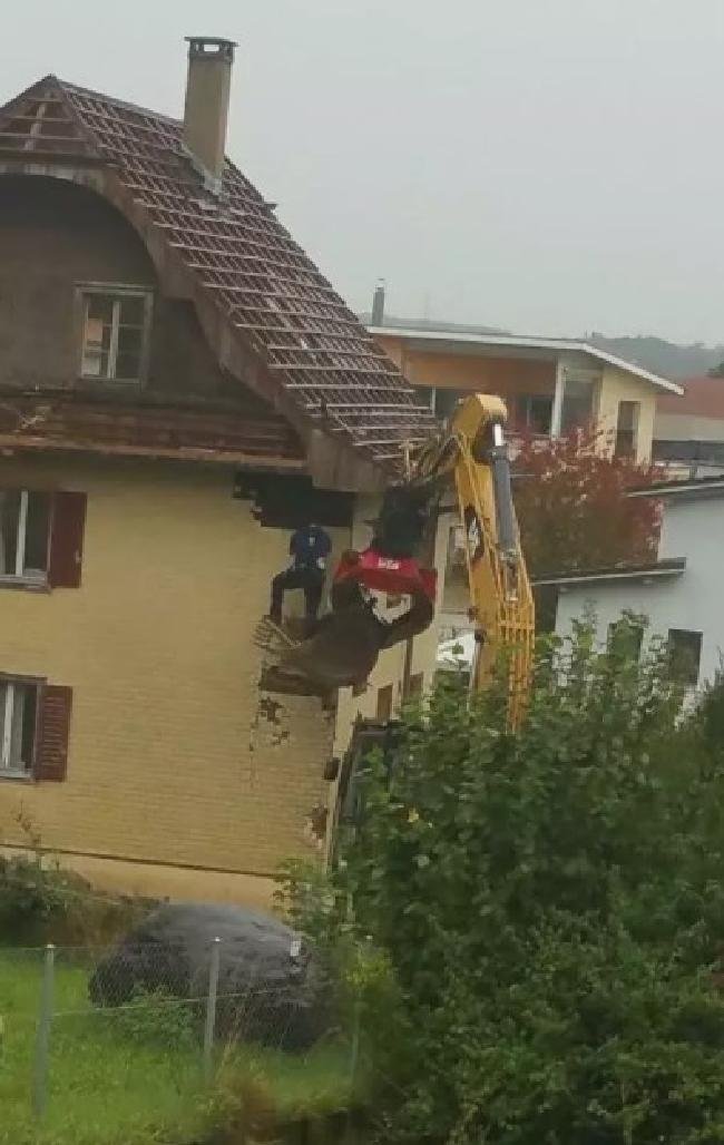 1638118093 624 18 Gambiarras que passaram bem longe de ser uma boa