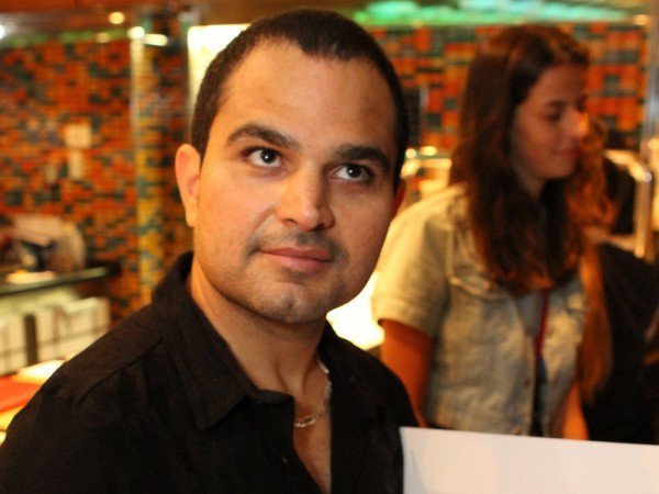 1560871579 721 09 Pessoas que voce sempre pensou que eram gays mas